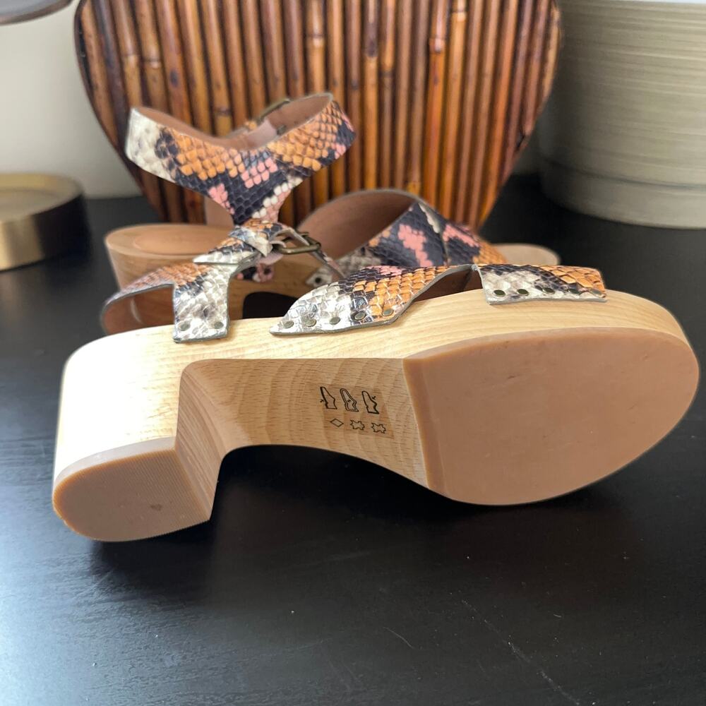 MADEWELL Johanna Crisscross Clog Sandal Snake Embossed Leather Forgotten Petal - Picture 6 of 8